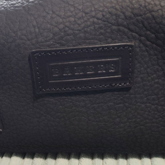 Bison leather travel kit, from BAKER'S Boots and Clothing - Picture 2 of 13